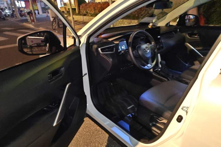 Used Toyota Corolla Cross 2024 2.0L Pioneer Edition Driver Seat