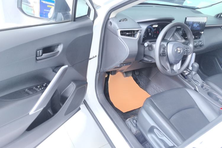 Used Toyota Corolla Cross 2024 2.0L Pioneer Edition Driver Seat