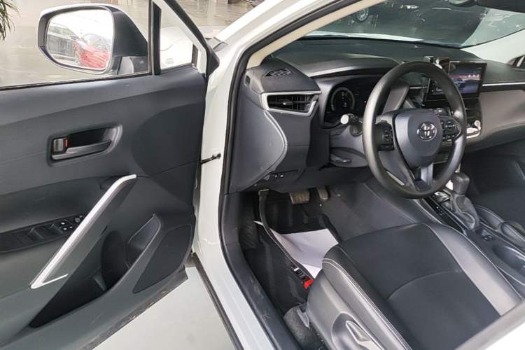 Used Toyota Corolla Cross 2024 2.0L Elite Edition Driver Seat