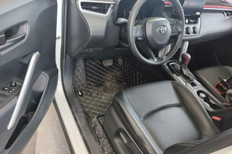 Used Toyota Corolla Cross 2024 2.0L Pioneer Edition Driver Seat