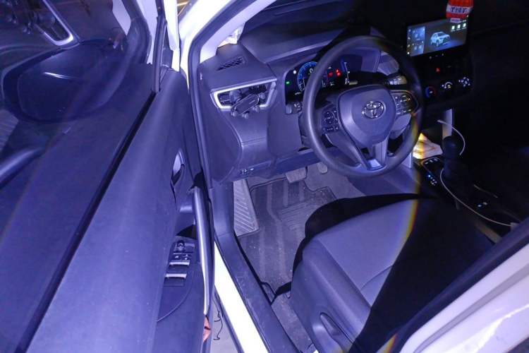 Used Toyota Corolla Cross 2024 2.0L Pioneer Edition Driver Seat
