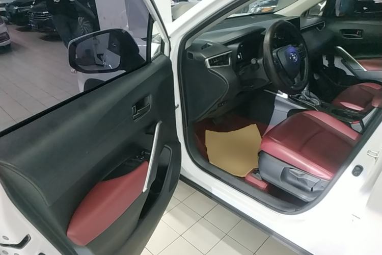 Used Toyota Corolla Cross 2024 2.0L Elite Edition Driver Seat