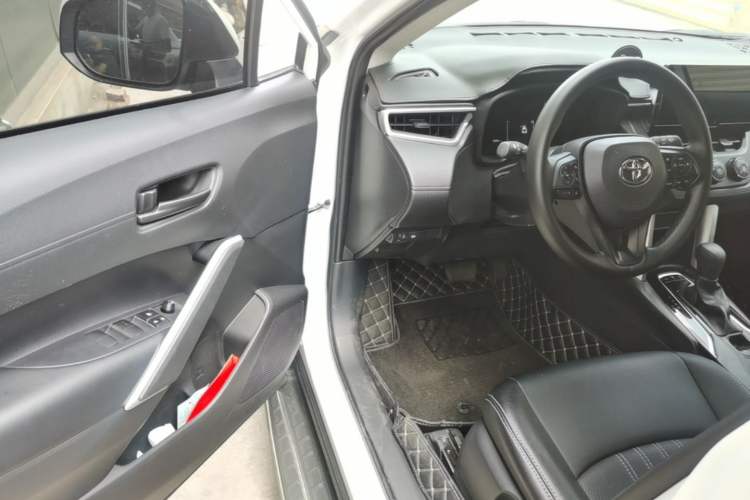 Used Toyota Corolla Cross 2024 2.0L Pioneer Edition Driver Seat