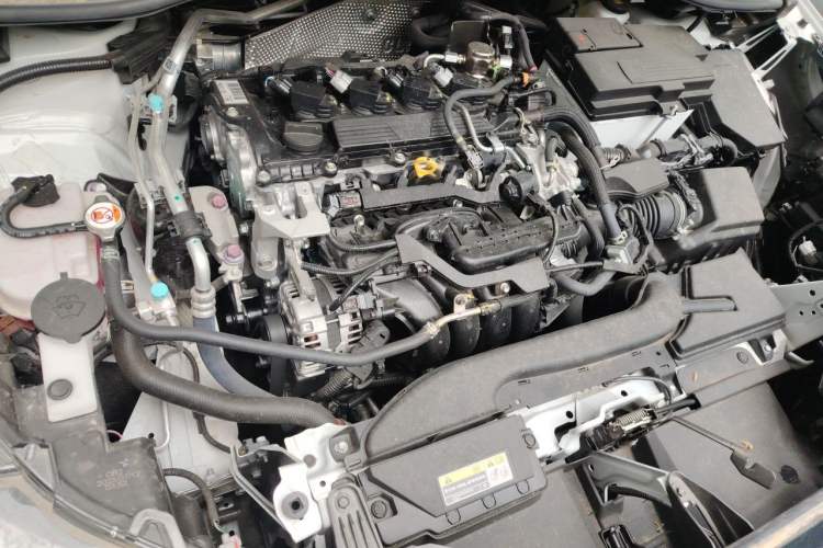 Used Toyota Corolla Cross 2024 2.0L Elite Edition Engine Bay