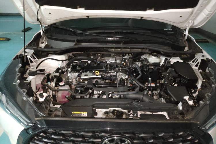 Used Toyota Corolla Cross 2024 2.0L Smart Electric Hybrid Dual-Engine Pioneer Edition Engine Bay