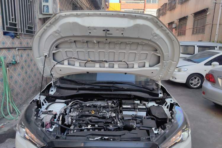 Used Toyota Corolla Cross 2024 2.0L Elite Edition Engine Bay