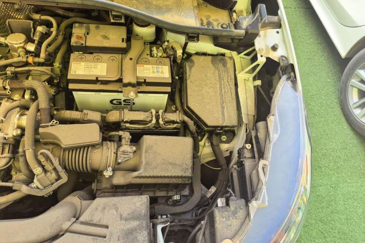 Used Toyota Corolla Cross 2024 2.0L Pioneer Edition Engine Bay Left