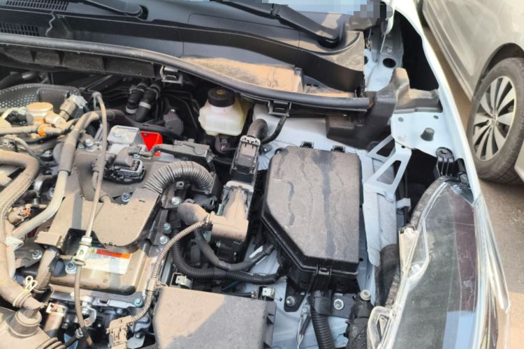 Used Toyota Corolla Cross 2024 2.0L Smart Electric Hybrid Dual-Engine Pioneer Edition Engine Bay Left