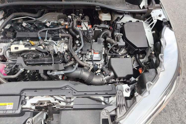 Used Toyota Corolla Cross 2024 2.0L Smart Electric Hybrid Dual-Engine Elite Edition Engine Bay Left