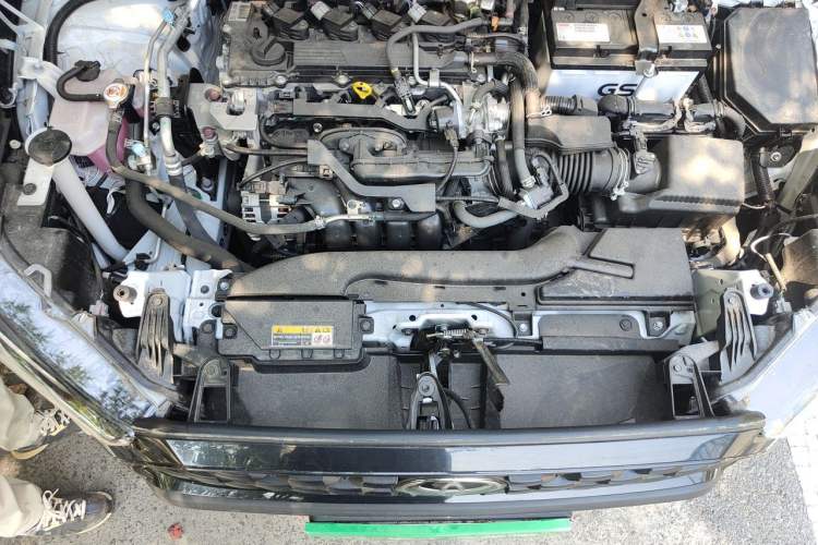 Used Toyota Corolla Cross 2024 2.0L Elite Edition Engine Bay