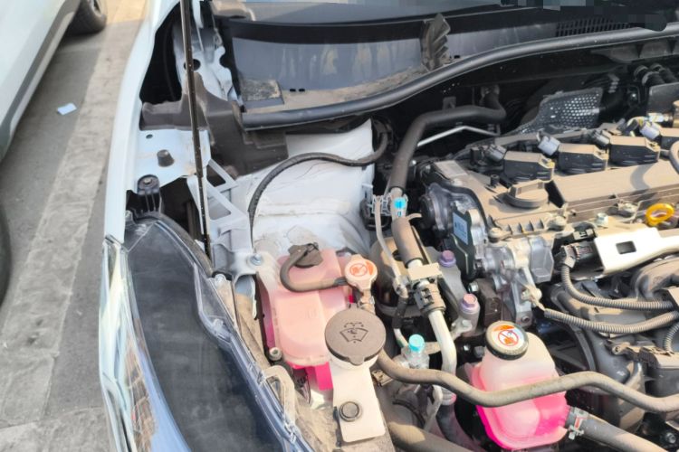 Used Toyota Corolla Cross 2024 2.0L Smart Electric Hybrid Dual-Engine Pioneer Edition Engine Bay Right