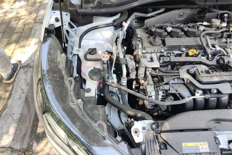 Used Toyota Corolla Cross 2024 2.0L Elite Edition Engine Bay Right