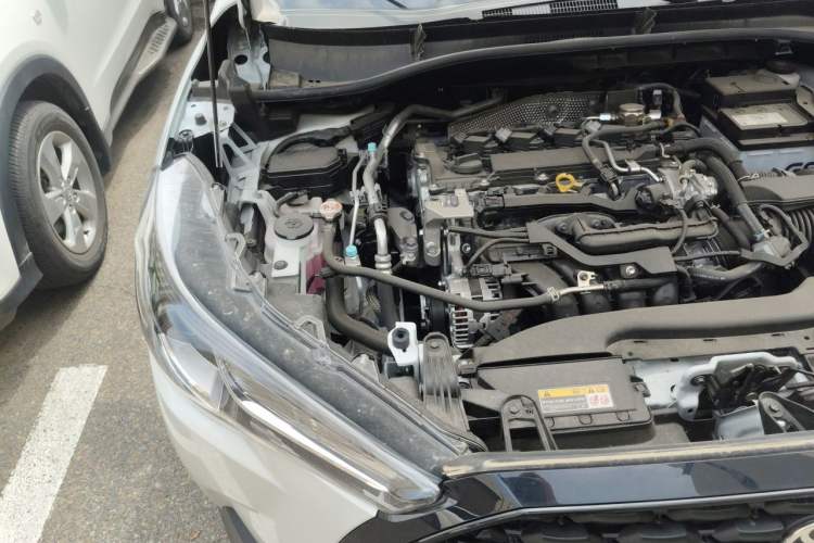 Used Toyota Corolla Cross 2024 2.0L Pioneer Edition Engine Bay Right