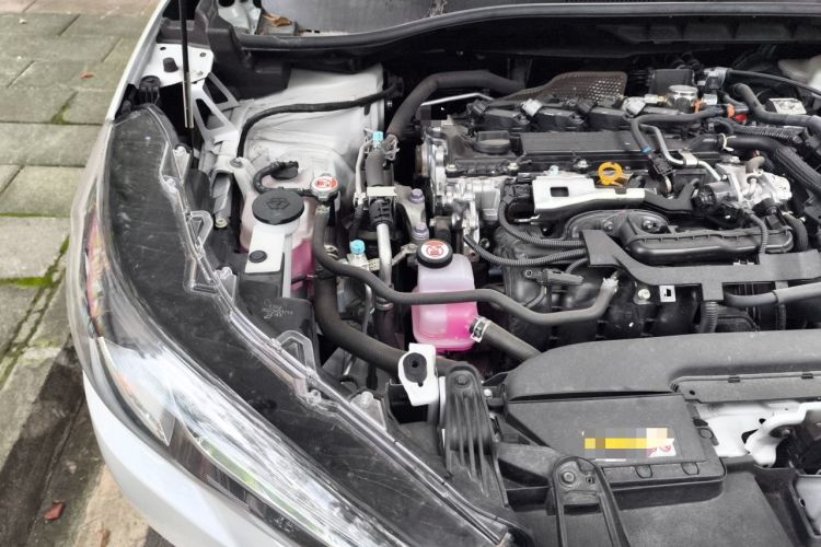 Used Toyota Corolla Cross 2024 2.0L Smart Electric Hybrid Dual-Engine Pioneer Edition Engine Bay Right