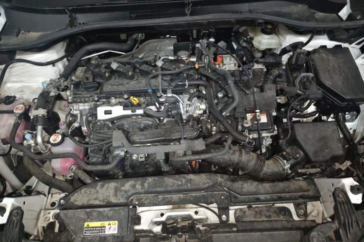 Used Toyota Corolla Cross 2024 2.0L Smart Electric Hybrid Dual-Engine Pioneer Edition Engine Bay