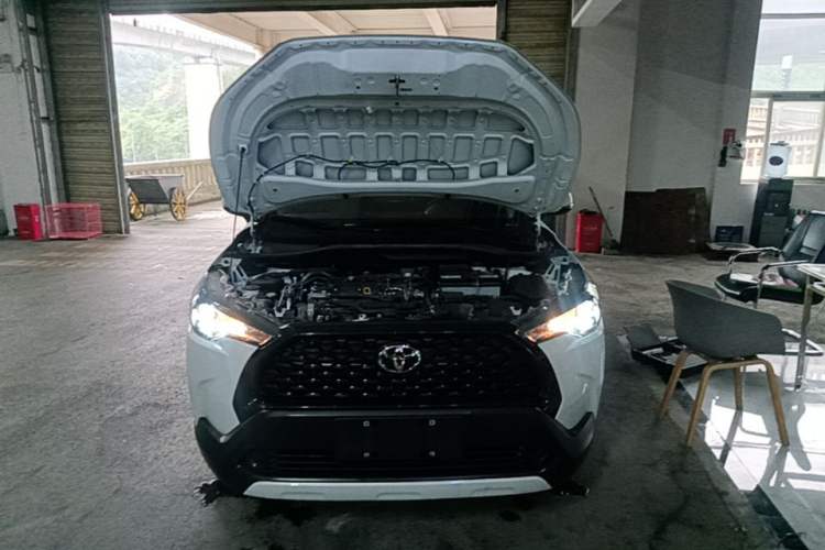 Used Toyota Corolla Cross 2024 2.0L Pioneer Edition Engine Bay