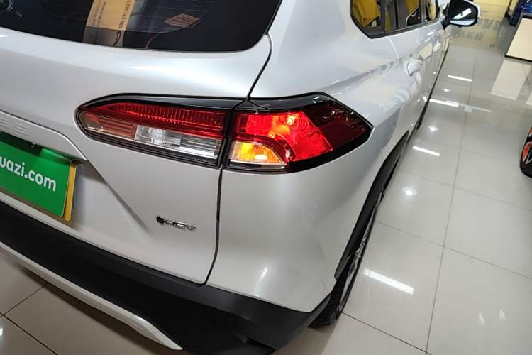 Used Toyota Corolla Cross 2024 2.0L Smart Electric Hybrid Dual-Engine Pioneer Edition Exterior 3