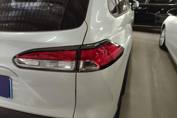 Used Toyota Corolla Cross 2024 2.0L Pioneer Edition Exterior 6