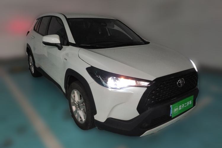 Used Toyota Corolla Cross 2024 2.0L Smart Electric Hybrid Dual-Engine Pioneer Edition Front Right 45 Deg