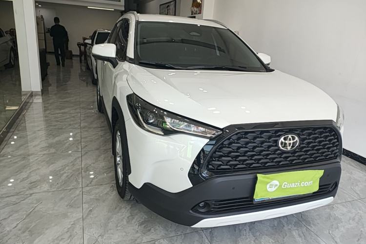Used Toyota Corolla Cross 2024 2.0L Pioneer Edition Front Right 45 Deg