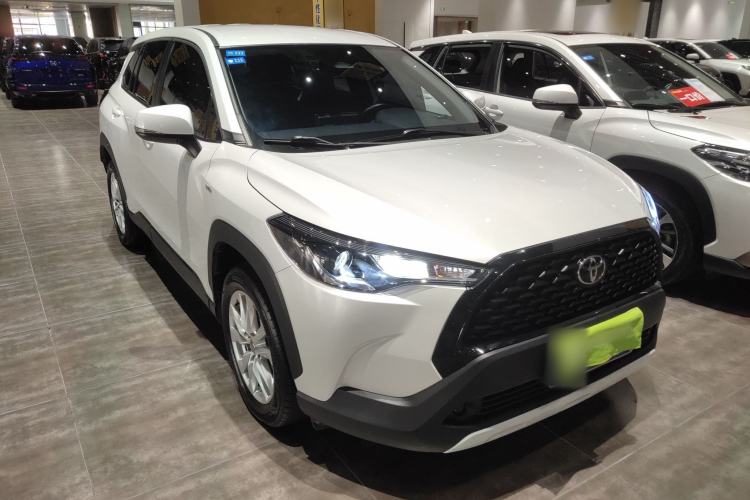 Used Toyota Corolla Cross 2024 2.0L Smart Electric Hybrid Dual-Engine Pioneer Edition Front Right 45 Deg
