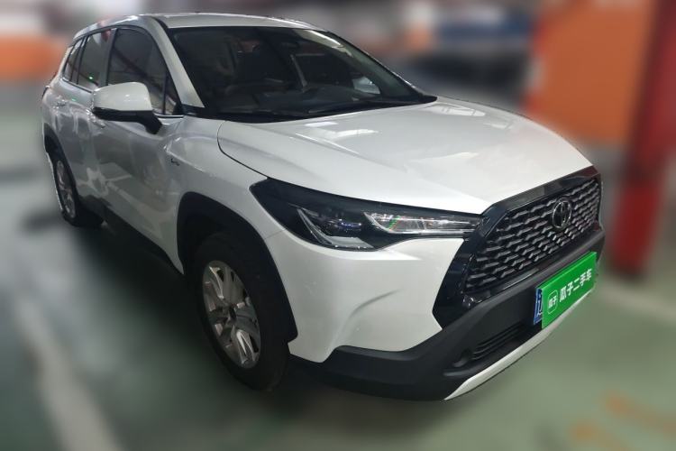 Used Toyota Corolla Cross 2024 2.0L Smart Electric Hybrid Dual-Engine Pioneer Edition Front Right 45 Deg