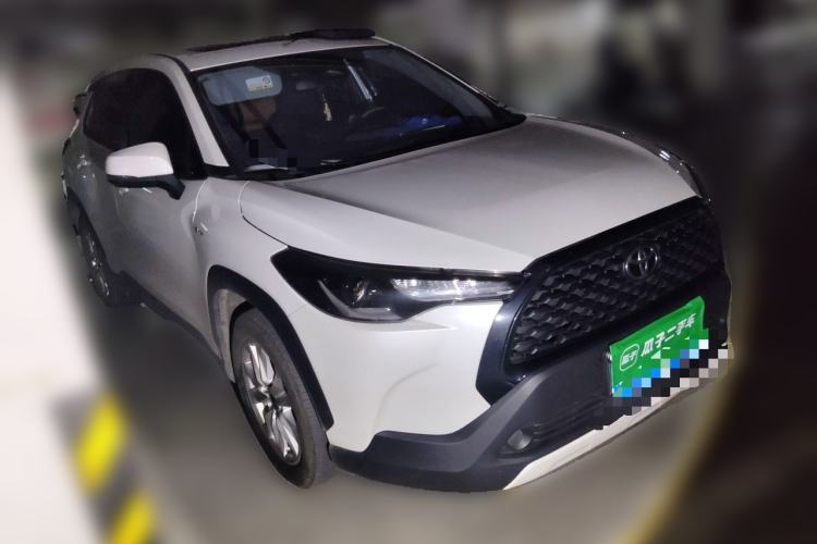 Used Toyota Corolla Cross 2024 2.0L Smart Electric Hybrid Dual-Engine Elite Edition Front Right 45 Deg