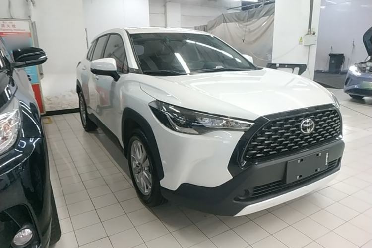 Used Toyota Corolla Cross 2024 2.0L Elite Edition Front Right 45 Deg