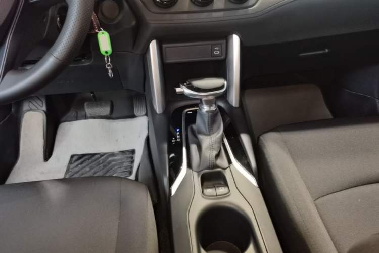 Used Toyota Corolla Cross 2024 2.0L Pioneer Edition Gear Lever
