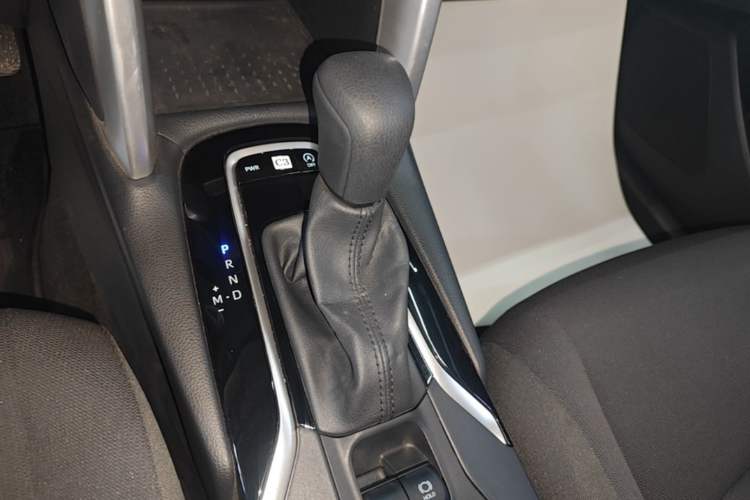 Used Toyota Corolla Cross 2024 2.0L Pioneer Edition Gear Lever