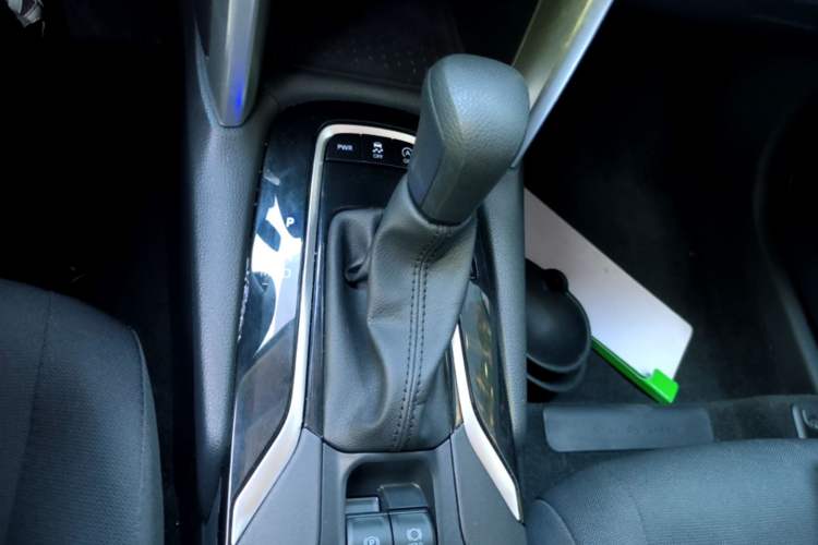 Used Toyota Corolla Cross 2024 2.0L Pioneer Edition Gear Lever