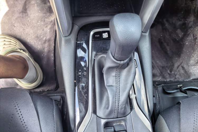 Used Toyota Corolla Cross 2024 2.0L Pioneer Edition Gear Lever