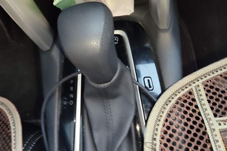 Used Toyota Corolla Cross 2024 2.0L Pioneer Edition Gear Lever