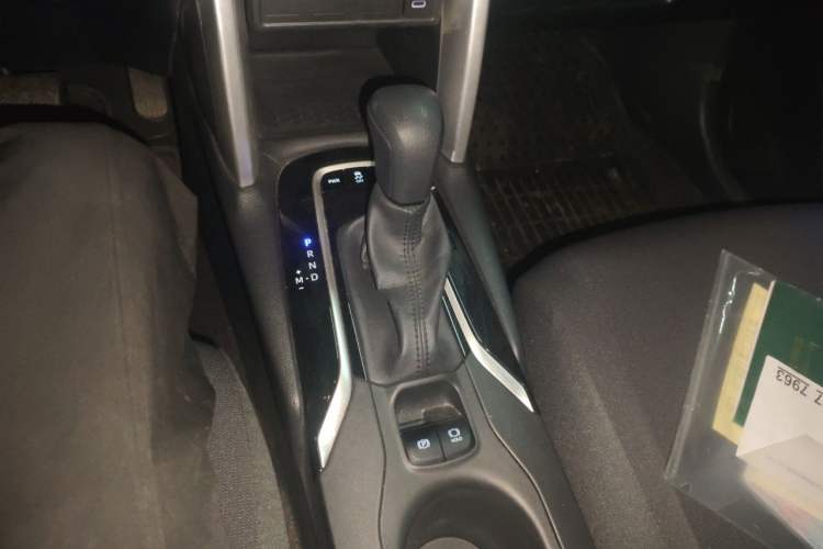 Used Toyota Corolla Cross 2024 2.0L Pioneer Edition Gear Lever