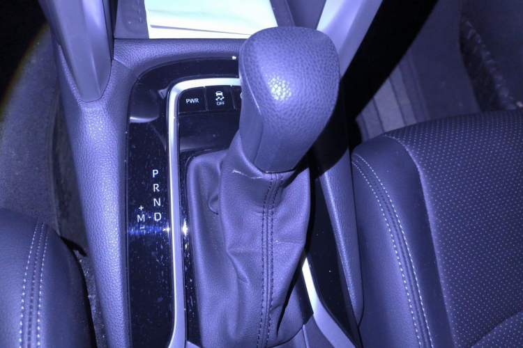 Used Toyota Corolla Cross 2024 2.0L Pioneer Edition Gear Lever