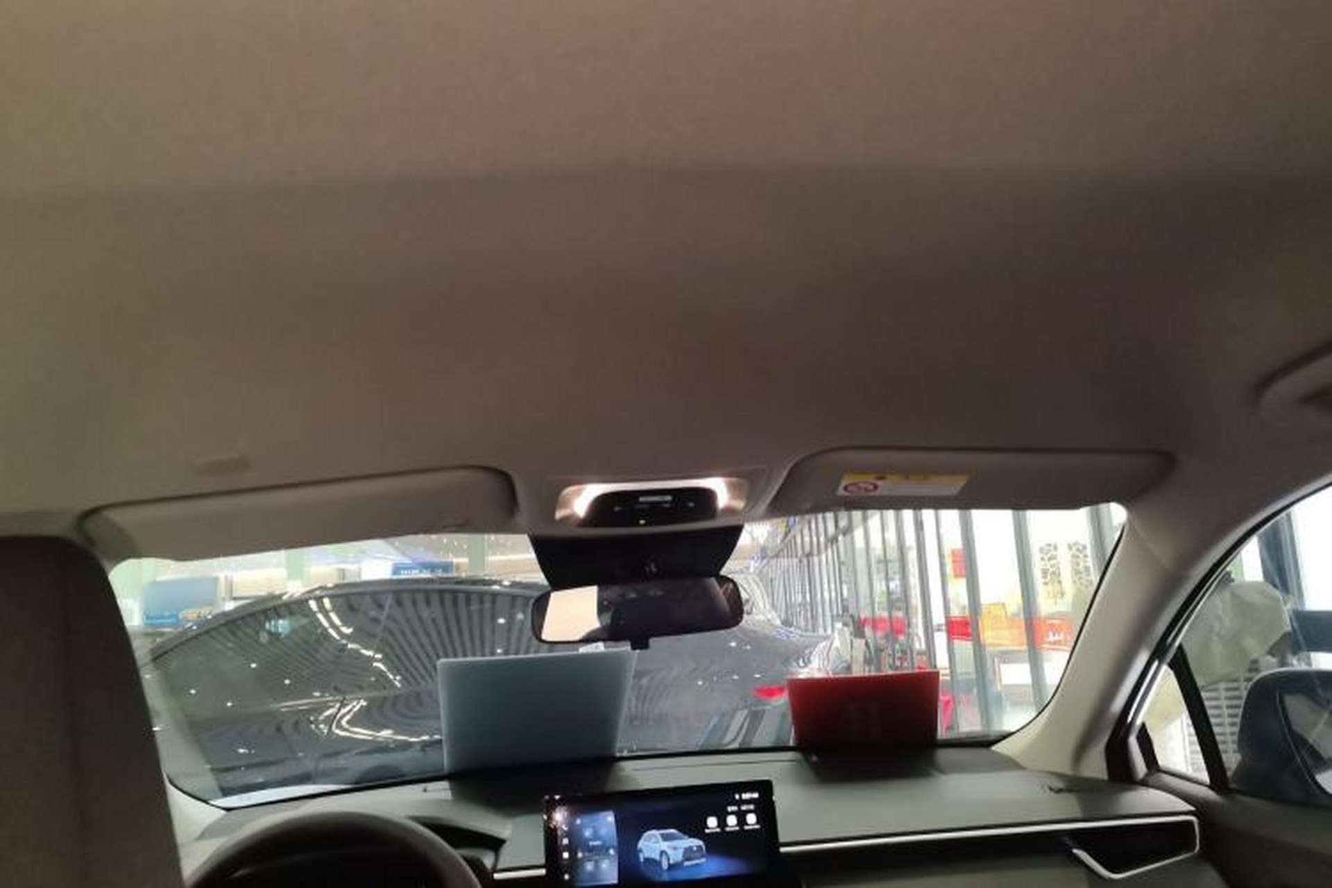 Used Toyota Corolla Cross 2024 2.0L Smart Electric Hybrid Dual-Engine Pioneer Edition Headliner