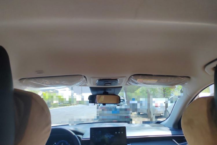 Used Toyota Corolla Cross 2024 2.0L Smart Electric Hybrid Dual-Engine Pioneer Edition Headliner