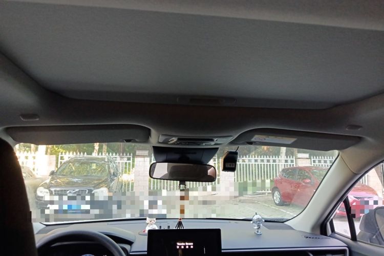 Used Toyota Corolla Cross 2024 2.0L Luxury Edition Headliner