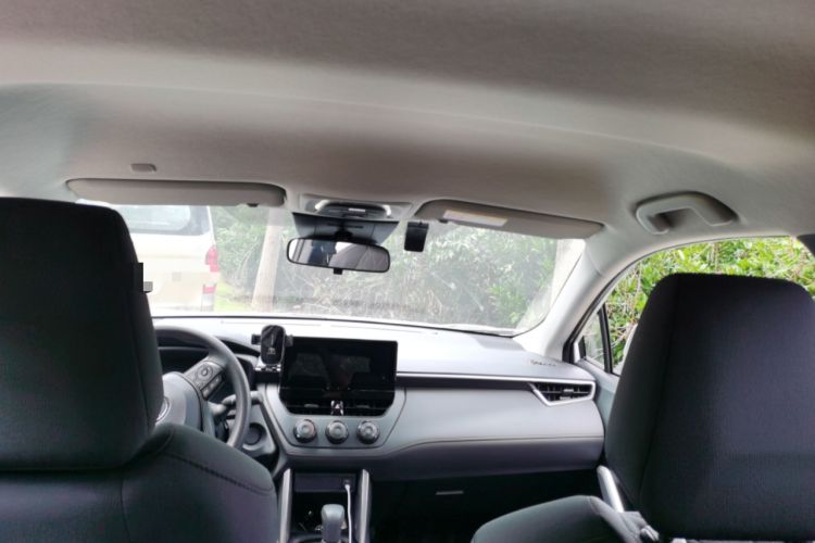 Used Toyota Corolla Cross 2024 2.0L Pioneer Edition Headliner