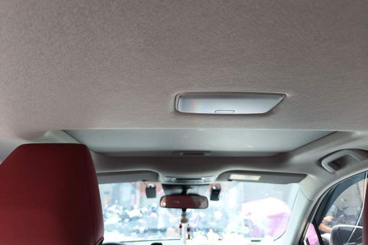 Used Toyota Corolla Cross 2024 2.0L Smart Electric Hybrid Dual-Engine Elite Edition Headliner