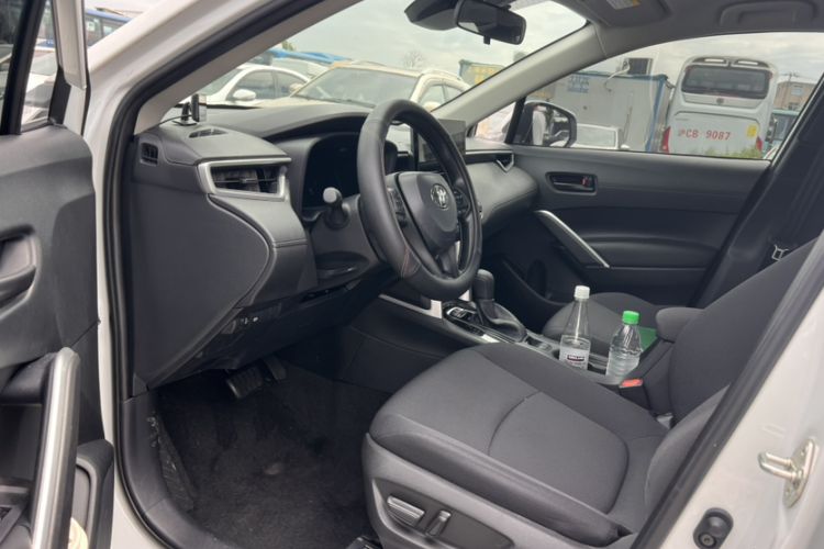 Used Toyota Corolla Cross 2024 2.0L Pioneer Edition Interior 1