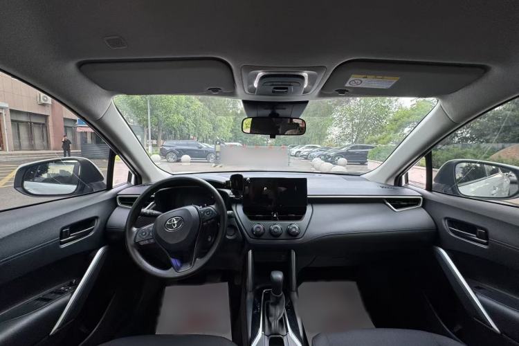 Used Toyota Corolla Cross 2024 2.0L Pioneer Edition Interior 1