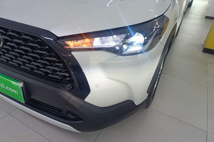 Used Toyota Corolla Cross 2024 2.0L Pioneer Edition Left Front Headlight