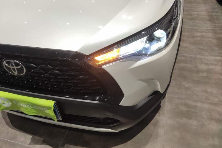 Used Toyota Corolla Cross 2024 2.0L Smart Electric Hybrid Dual-Engine Pioneer Edition Left Front Headlight