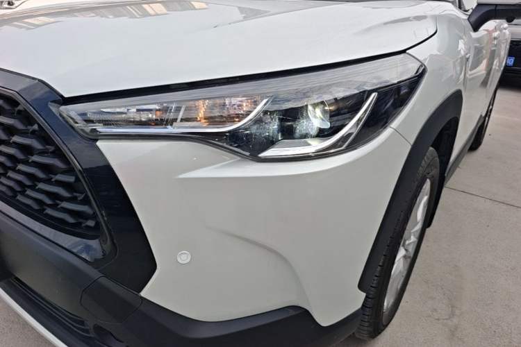 Used Toyota Corolla Cross 2024 2.0L Smart Electric Hybrid Dual-Engine Pioneer Edition Left Front Headlight