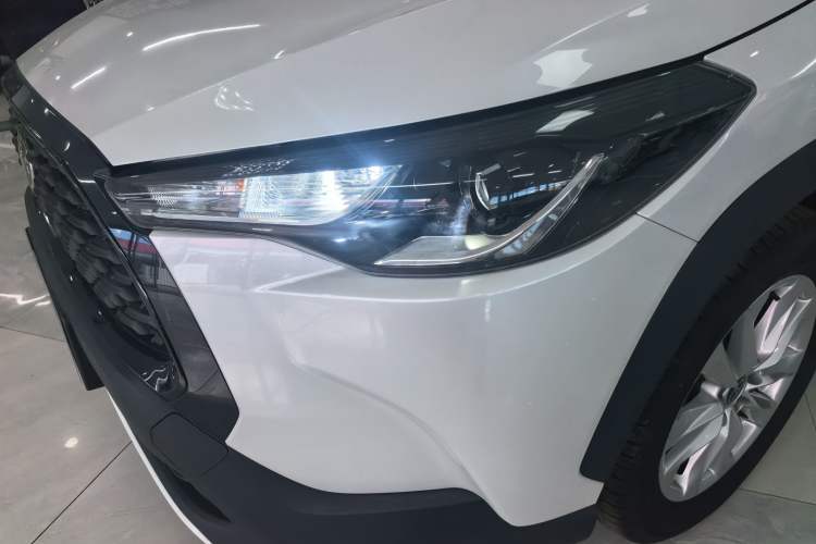 Used Toyota Corolla Cross 2024 2.0L Pioneer Edition Left Front Headlight