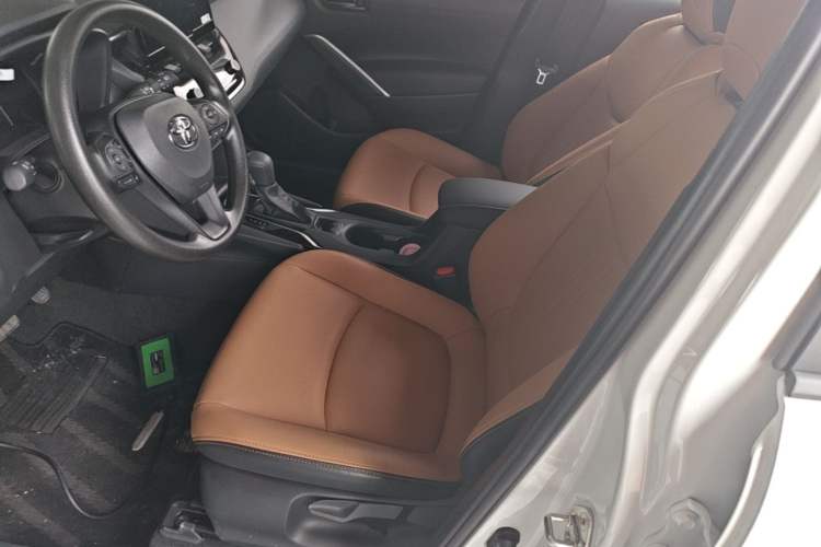 Used Toyota Corolla Cross 2024 2.0L Elite Edition Left Front Seat