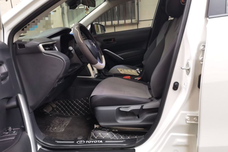 Used Toyota Corolla Cross 2024 2.0L Pioneer Edition Left Front Seat