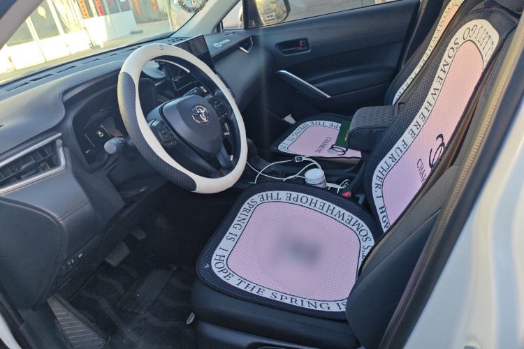 Used Toyota Corolla Cross 2024 2.0L Elite Edition Left Front Seat