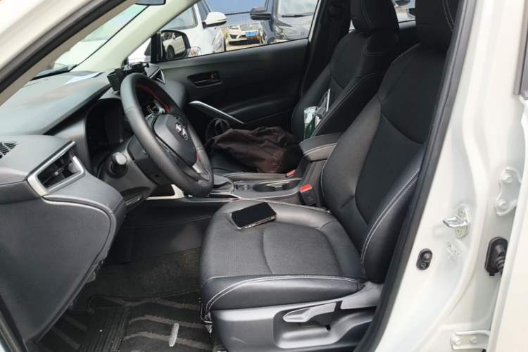 Used Toyota Corolla Cross 2024 2.0L Elite Edition Left Front Seat